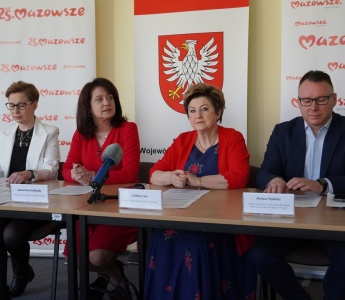 Depresja - problem seniorów. Samorząd Mazowsza uruchomił program profilaktyki [WIDEO, ZDJĘCIA]