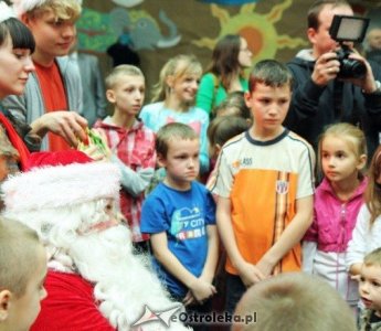 Dyskoteka z Mikołajem dla dzieci z trzech ostrołęckich osiedli [VIDEO, ZDJĘCIA]