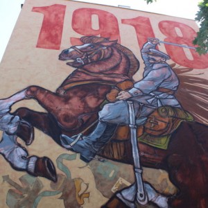 Łomża w patriotycznych muralach z okazji święta niepodległości [ZDJĘCIA]