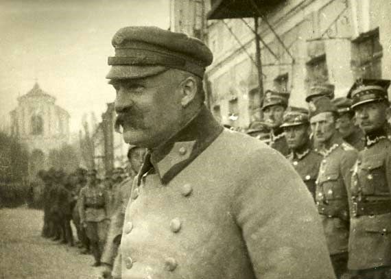 <b>J&oacute;zef Piłsudski</b>