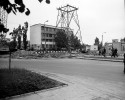Archiwalne zdjęcia Ostrołęki: Zobacz, jak budowano wieżę radiowo-telewizyjną i „stary” basen [ZDJĘCIA] 