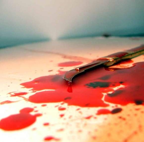 Zabity mężczyzna był kibicem Cracovii. Napastnicy zadali mu około 60. cios&oacute;w nożem i maczetą (fot. sxc.hu)
