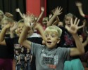 Wakacje w mieście: Warsztaty teatralne z kabaretem „Szuje” [ZDJĘCIA] 