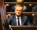 Donald Tusk i Ryszard Milewski przybijają „piątkę” 