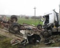 Nowe Zambrzyce: Wypadek, trzy osoby nie żyją [ZDJĘCIA] 