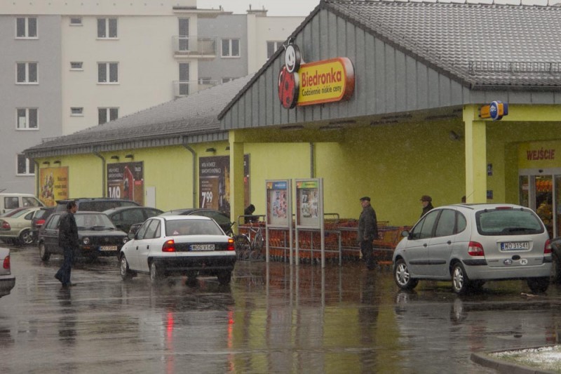&Oacute;sma już w Ostrołęce Biedronka powstaje przy ulicy Bohaterow Warszawy, fot. eOstrołęka.pl