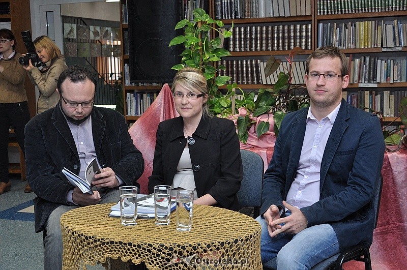 „Manekin” - książka Agnieszki Ochenkowskiej tematem Wieczoru w Arce fot. eOstrołęka