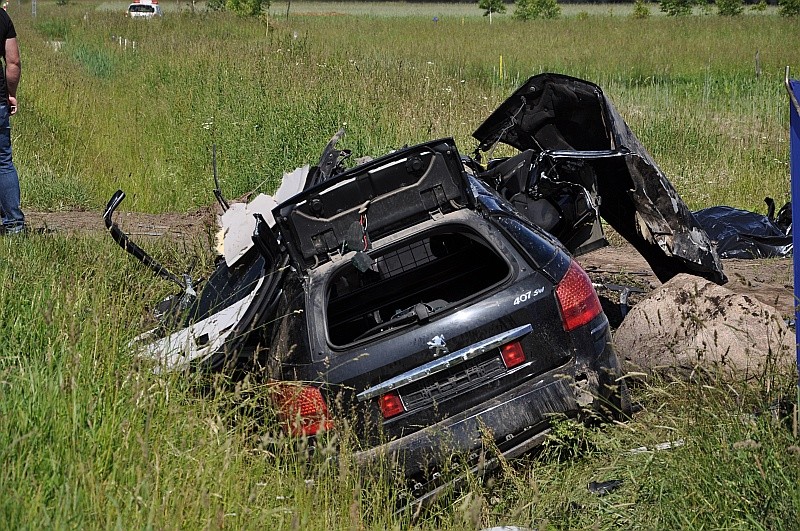 Tragiczy wypoadek pod Goworowem. Nie żyje pięć os&oacute;b fot. eostroleka.life