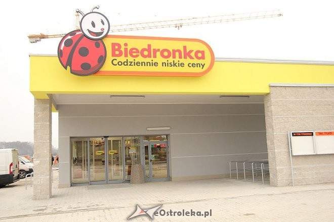 Biedronka przy ul. Bohater&oacute;w Warszawy, fot. eostroleka.life