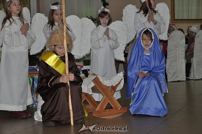 Wigilijny występ dzieci z TPD, fot. eostroleka.life