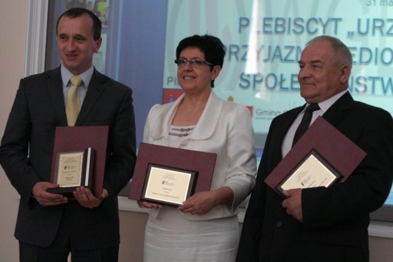 troje najlepszych w&oacute;jt&oacute;w na Mazowszu