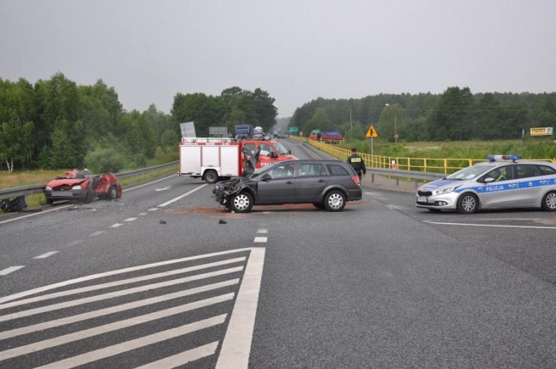 Wypadek na DK 62, fot. KPP Wyszk&oacute;w