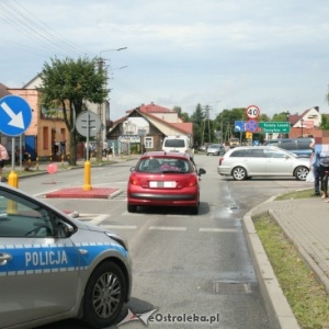 Myszyniec: Potrącenie na przejściu dla pieszych. 26-letnia kobieta trafiła do szpitala [ZDJĘCIA]