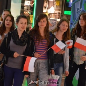 Wiwat Konstytucja! Flash mob patriotyczny w Galerii Bursztynowej [ZDJĘCIA, WIDEO]