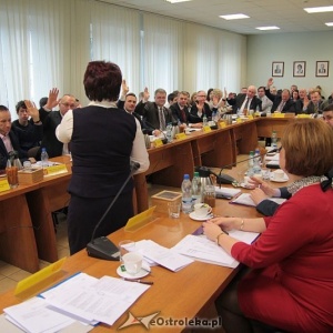 Ostrołęka: Za nami V sesja Rady Miasta [WIDEO, ZDJĘCIA]