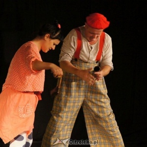 InQbator dzieciom – Teatr Scena i spektakl Cmok [ZDJĘCIA]
