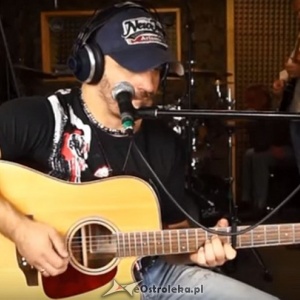 Droga na Ostrołękę w najnowszym coverze „I walk the line” [WIDEO]