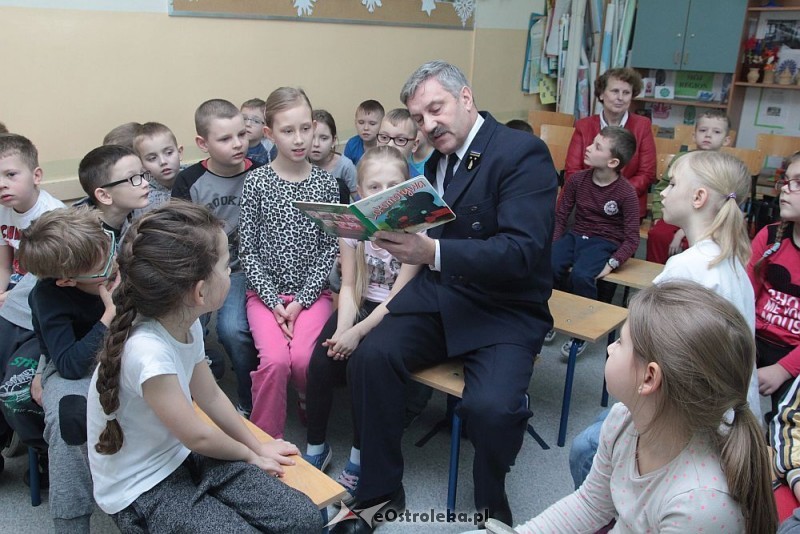 Ferie w „tr&oacute;jce”: Przewodniczący Grabowski czytał „Lokomotywę”, fot. eOstrołęka.pl