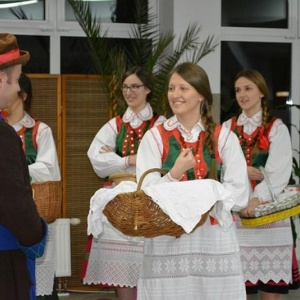 „Kominki Kurpiowskie” w Łysych [ZDJĘCIA]