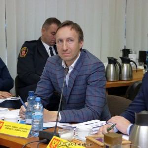 Radny Popielarz ostro o działalności Kina Jantar. Za co ludzie płacą za bilety?