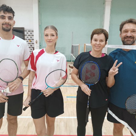 Pasja i zaangażowanie! Zagrali o mistrzostwo Ostrołęki w badmintonie [ZDJĘCIA]