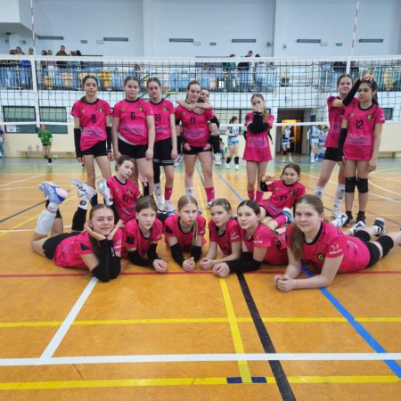 Młode siatkarki Nike Ostrołęka z dobrymi wynikami w turnieju rozstawieniowym