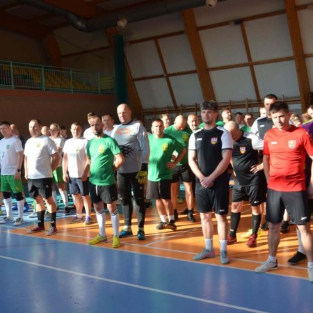 Zamienili gabinety na boisko! Kto wygrał turniej samorządowców? [ZDJĘCIA]