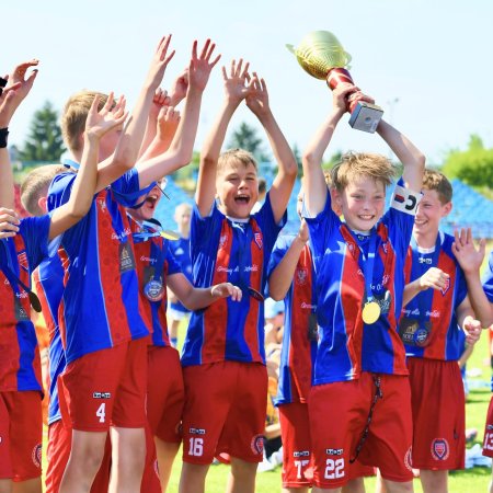 Narew Ostrołęka wygrywa Narew Summer Cup 2026. Emocje mimo upału