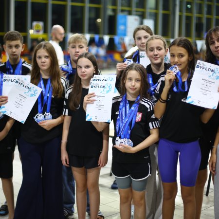 29 medali pływaków Piątki w Ciechanowie! Ostrołęczanie w czołówce zawodów „U Ciecha”
