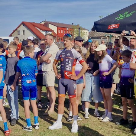 Znakomity występ młodego kolarza! Alex Giers sięgnął po zwycięstwo [ZDJĘCIA]