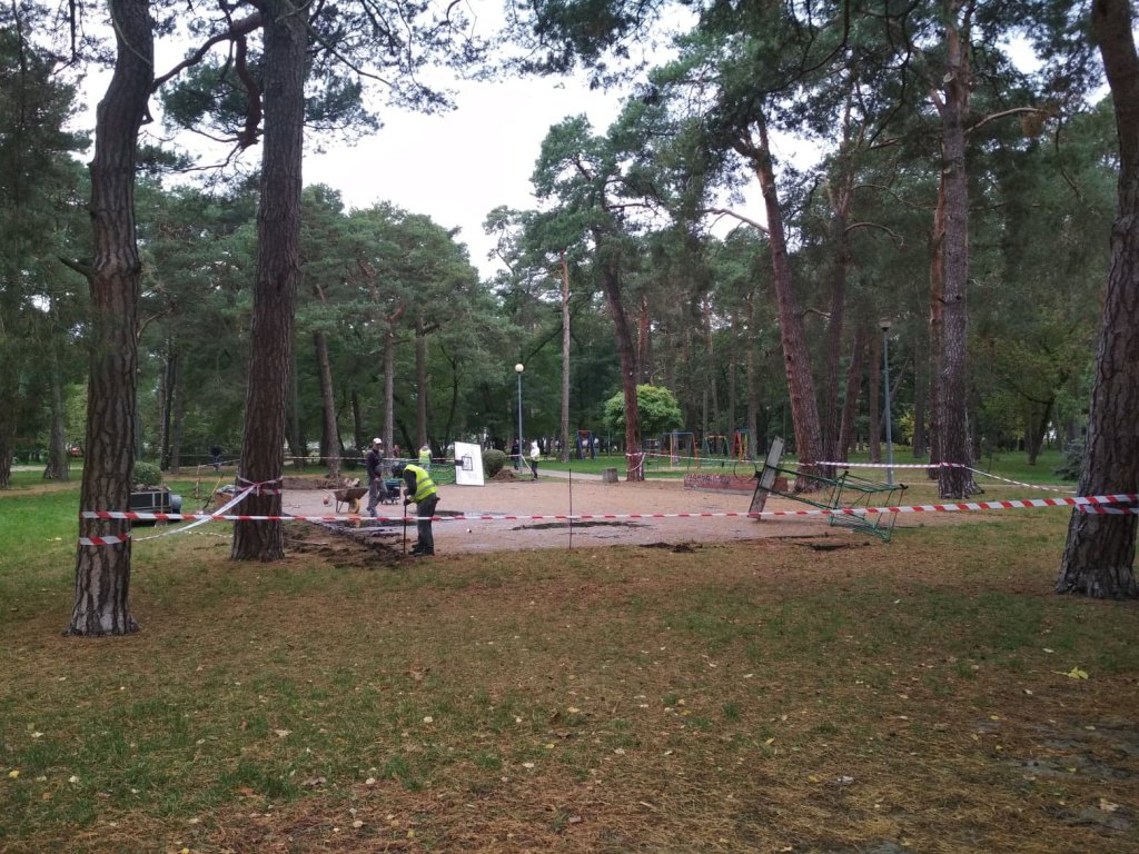 Przebudowa boiska w parku miejskim, fot. eostroleka.life