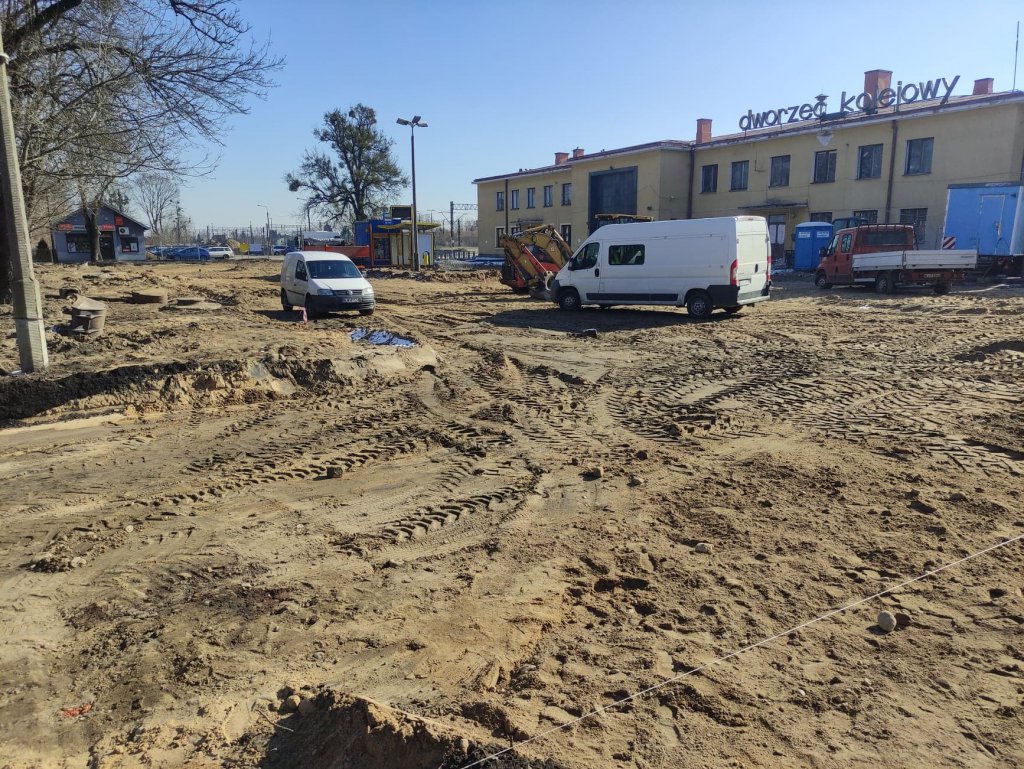 Prace związane z budową Multicentrum na osiedlu Stacja, fot. eostroleka.life