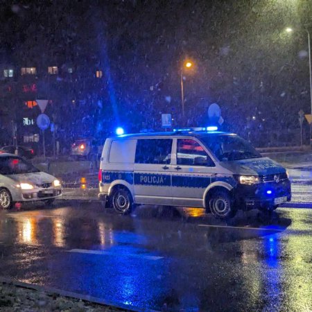 Fatalne warunki na drogach! Znów doszło do wypadku [ZDJĘCIA]