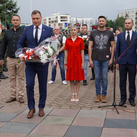 "Godzina W" w Ostrołęce. Rocznica wybuchu Powstania Warszawskiego [WIDEO, ZDJĘCIA]