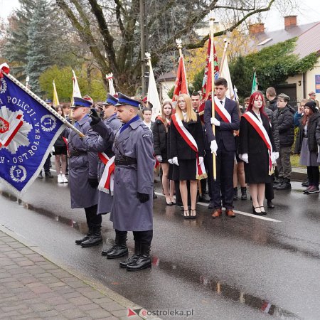 Święto Niepodległości w Ostrołęce. Uroczysta sesja z odznaczeniami i koncertem [WIDEO, ZDJĘCIA]