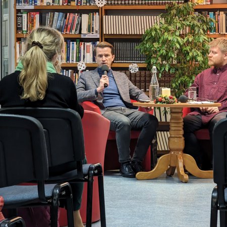 O Małcużyńskim w ostrołęckiej bibliotece. Wspominał dr Michał Ceglarek [WIDEO, ZDJĘCIA]