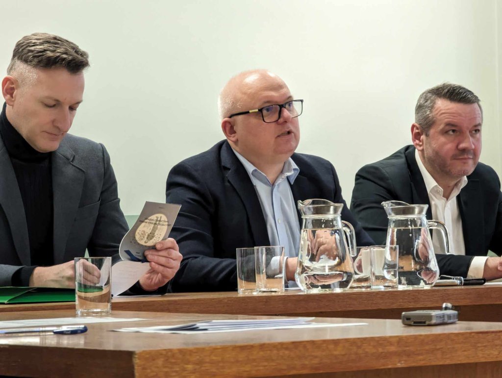 Trzech kandydat&oacute;w na prezydenta Ostrołęki