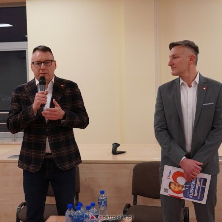 Oświatowa dyskusja Koalicji Obywatelskiej. Doszło do konfrontacji kandydatów! [WIDEO, ZDJĘCIA]