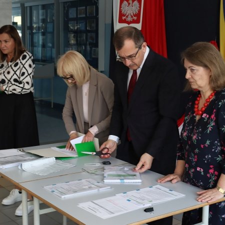 Tegoroczni absolwenci podstawówek rozpoczęli egzaminacyjny maraton [ZDJĘCIA]