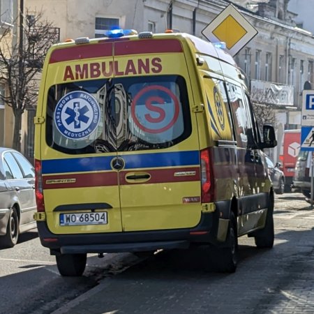 Tragedia w Ostrołęce. Nie żyje 86-letni mężczyzna