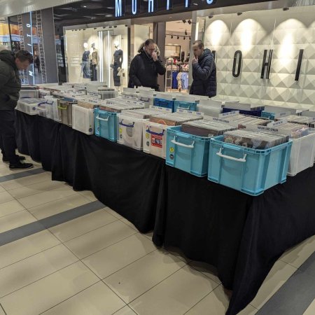 Giełda płytowa w Galerii Bursztynowej– raj dla melomanów [ZDJĘCIA]
