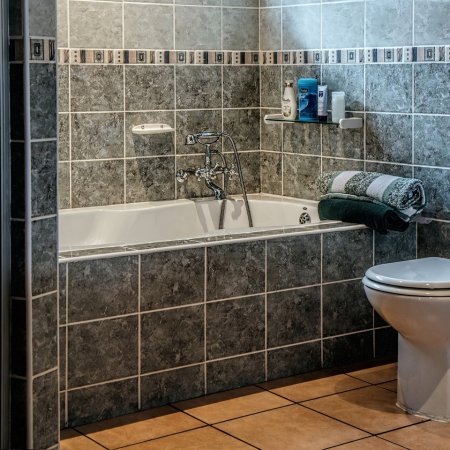 Lepiej tego nie rób! OPWiK o najczęstszej przyczynie awarii kanalizacji