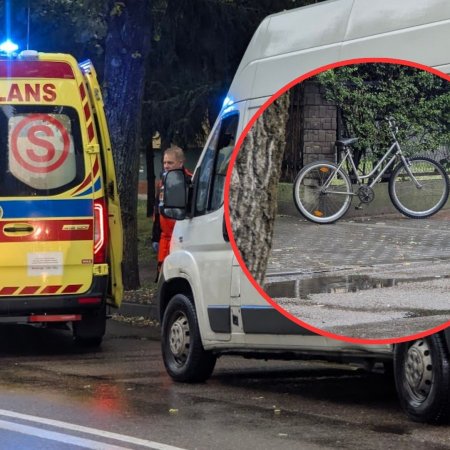 Nietypowa kolizja na Sienkiewicza. Zaczęło się od pijanego rowerzysty… [ZDJĘCIA]