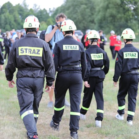 Strażackie święto w Dobrołęce. Jednostki OSP w akcji na zawodach [WIDEO, ZDJĘCIA]