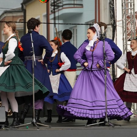 Plac Bema pełen muzyki i kolorów. Wielki finał festiwalu folkloru [WIDEO, ZDJĘCIA]
