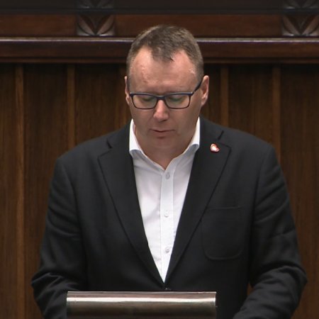 Nowe przepisy w sprawie żywności? "Każdy z nas chce mieć pewność" [WIDEO]
