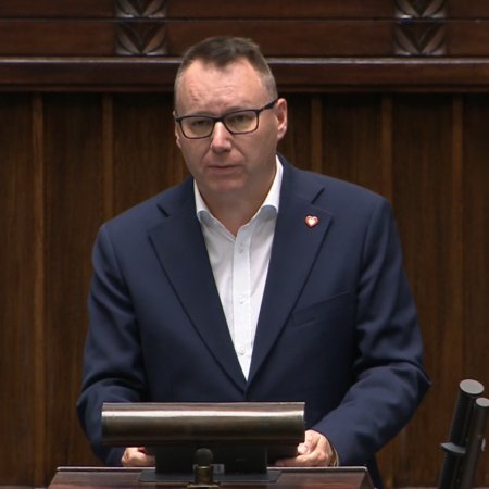 Poseł Popielarz w Sejmie o aborcji. „Kobieta w dramatycznej sytuacji potrzebuje pomocy” [WIDEO]