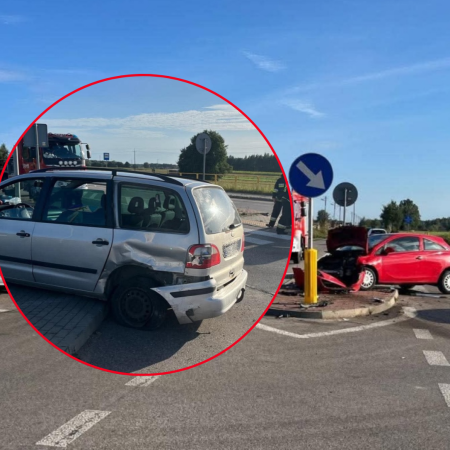 Skrajna nieodpowiedzialność w Pasiekach. Pijany 30-latek porzucił rozbite auto [WIDEO, ZDJĘCIA]