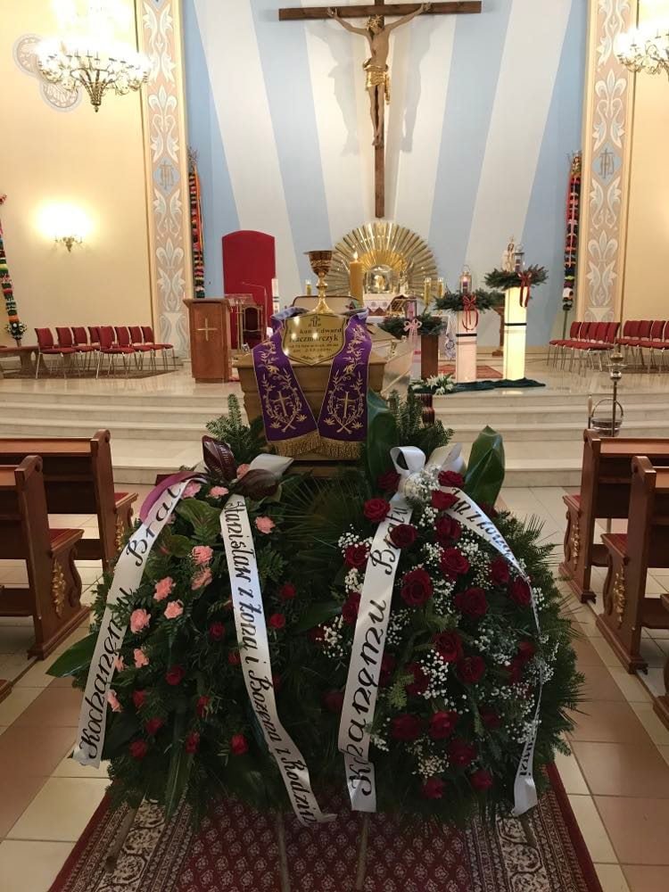 fot. parafia pw. Chrystusa Kr&oacute;la Wszechświata w Łysych