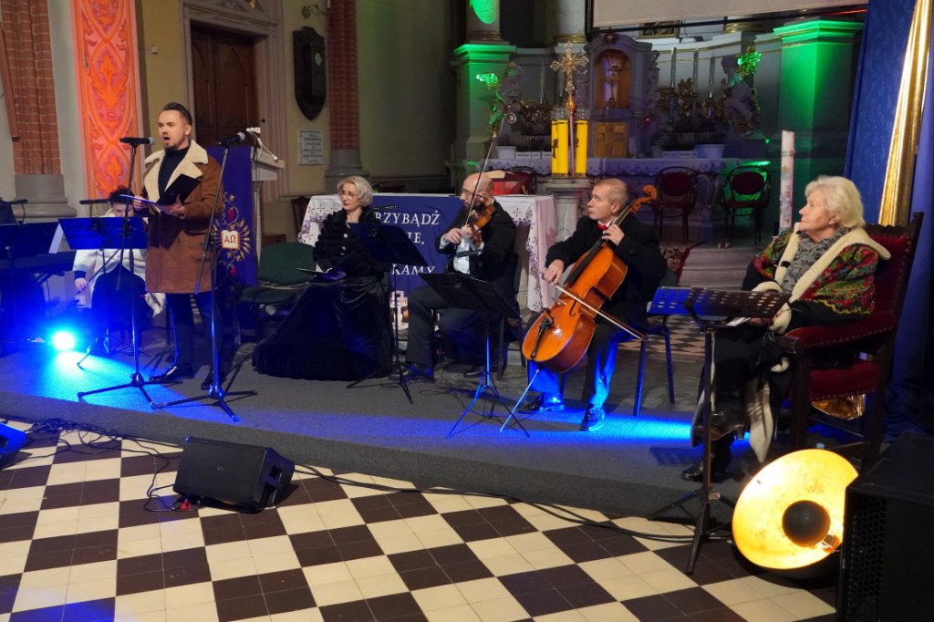 Kolędy i pastorałki - koncert świąteczny w Rzekuniu, fot. eostroleka.life